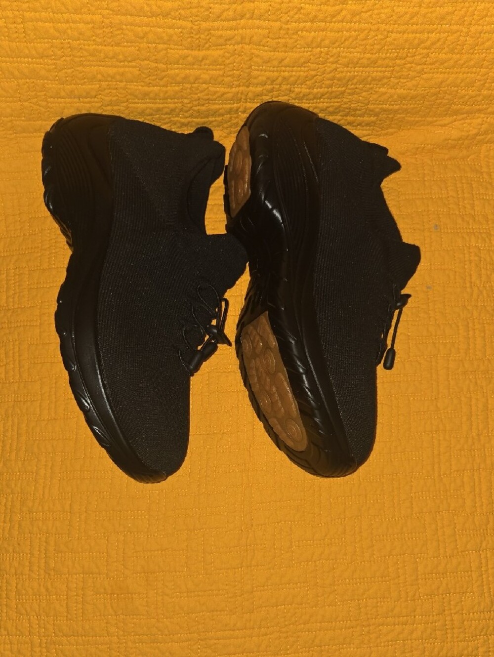 Comfort Zone Women's Black Knit Elastic Slip-On Athletic Sneakers